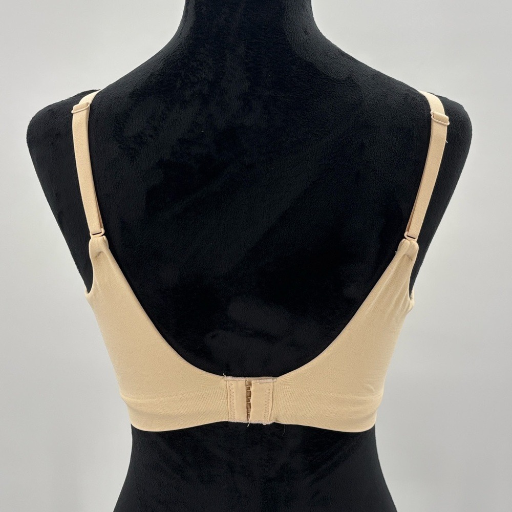Seamless Nude Padded Everyday Bra - Adjustable Straps - Picture 4 of 8